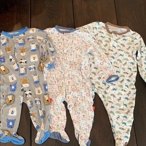Lot of 3 magnetic me baby boy footies size 0-3m